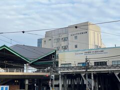 写真は京阪電車のびわ湖浜大津駅。
以前は単に浜大津駅だったと思うんだが…

浜大津で所用を済ませたのが15時過ぎ。