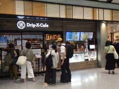 Drip-X-Cafe JR新大阪駅店
新大阪駅の在来線コンコースにある。
和歌山までの特急まで時間があったので、コーヒーをテイクアウト。