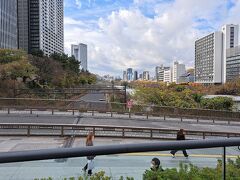 飯田橋に到着、いい天気になりました。