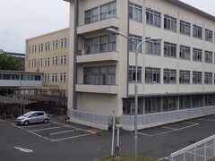 和歌山県庁本館のレリーフ