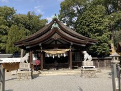 こちらは知立神社。「池鯉鮒」と名の由来は、こちらに池に鯉と鮒がいたことによるといわれています。