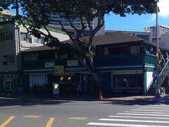 ちょっと歩いて、エッグスンシングスに来てみました。
ランチにはちょうど良い時間です。