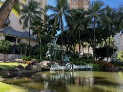 途中、ABCストアーで夕食のサラダを購入して、ホテルチェックインタイムです。
16時からということで早まることはなくでピッタシの案内でした。