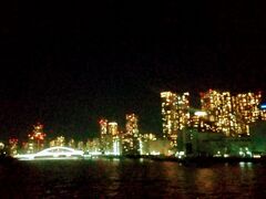 竹芝桟橋からの夜景。
