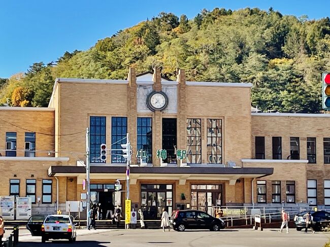 1934年に建設されたレトロな駅舎は、道内最古の鉄骨鉄筋コンクリート造で、有形文化財に登録されています。