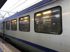 リヨンからチューリッヒまで電車で移動。まずはフランス国鉄のTERでジュネーブまで