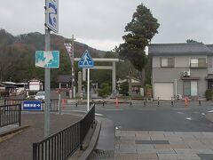 天橋立近辺に到着
籠神社に車を停めてから眞名井神社へ行きます