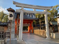 西宮神社へ。
お年玉をもって、十日えびすに来たな。