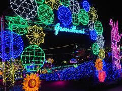 イルミネーションアワード プロフェッショナルパフォーマンス部門第１位ということで気になっていました。
※ イルミ営業時間帯は駐車場無料