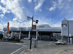 篠ノ井駅に到着。

よく歩いた。
少し早いけど佐久平駅に向かいましょう。