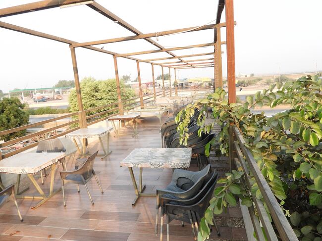 二階にあがれてテラスがあります