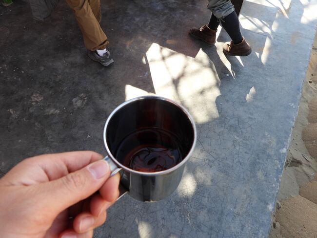 ウェルカムドリンク　<br />その後テントへ