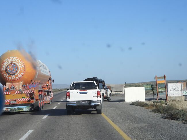 右折してチャンドラグプへ