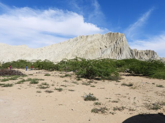 移動して１１時１５分<br />最初に訪れた集落へ