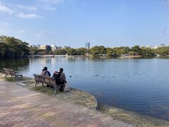 元々は福岡城を守るための堀でしたが、現在は整備されて公園となって、福岡市民の憩いの場となっています。
