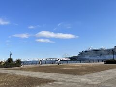 かなりの時間、ウトウトしていた。平和～。
