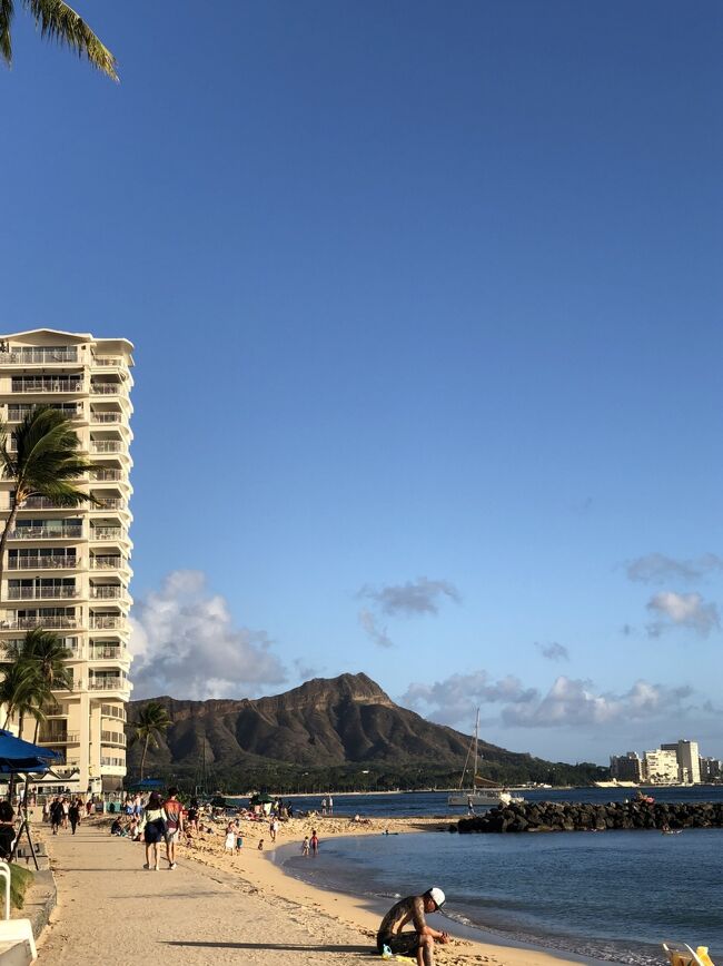 ワイキキ戻り一旦ホテルに帰って