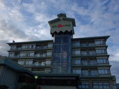 今晩のホテルに到着。
石和びゅーほてる。
「ホテル」がひらがななのが特徴。