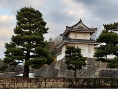 御金神社から近くの『二条城』。御金神社で並び疲れて外から見るだけ～