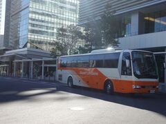 　豊洲駅からのリムジンバスは通常運行しています。