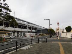 鞆の浦からJR福山駅前にやって来ました。