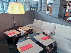 そのままお出かけ予定なので、しっかり支度をして朝食へ。1階のレストランです。
プラチナ特典で朝食2人無料、12歳未満の子どもも無料なので0円でいただけます！ありがたや～！！