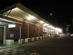 ヌーメア=ラ トントゥータ国際空港 (NOU)