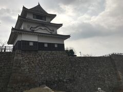 丸亀城
