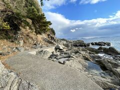 西浦温泉　橋田鼻遊歩道

波打ち際の遊歩道を散策