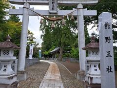 次は西へ15分ほど歩き熊野三社へ
寺院の多い平泉で数少ない神社です。