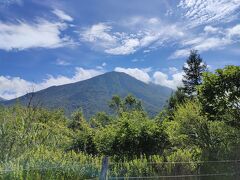 夏の男体山。
冬は男らしく
夏は女らしく