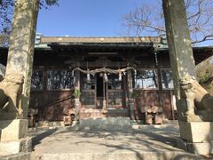 豊玉姫神社。
島一番のビュースポット。  安産の神様。