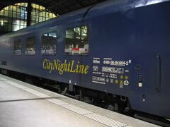 これまでウィーンやプラハに行くときに使っていたユーロナイト（CityNightLine）ですが、スイス国鉄の車両に当たるのは初めてでした！