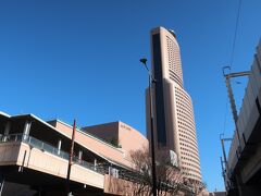 アクトタワー

ホテルオークラや法務局などが入る駅前にある浜松のシンボルタワー

以前､所用で法務局には行ったことがあります