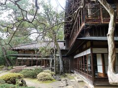 清遠閣は京風木造建築だそうですけど、何処が京風なのでしょうか？
