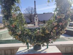 かわいいフォトスポットやショップが並んでいて、絵本の中に入ったみたいな雰囲気です。

フジヤマテラスでのランチと、リサとガスパールタウンで1時間半お時間をもらい、13：00にホテルのエントランス前に集合でした。
