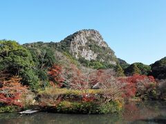 期待以上の武雄温泉の次は御船山楽園へ
御船山山麓にある武雄領主鍋島茂義の別邸跡（造園は1845年）で、15万坪もの広さを持つ大庭園です。