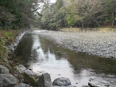 五十鈴川の上流側です