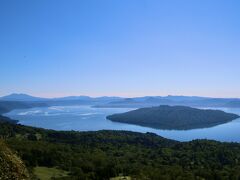 屈斜路湖は、日本の湖で第6位の規模。
「屈斜路」の由来もアイヌ語から。