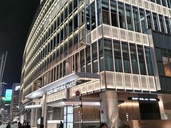 駅前にあるのが「東京ミッドタウン八重洲」
まだ、テナントが工事中で春に完成予定ですが、バスターミナルのエリアは完成しています。