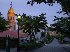 大三坂を上から見た様子
だいぶ空模様が薄暗くなって来ました。