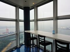 千葉ポートタワー
今は３階でハーフブッフェランチ実施中です☆