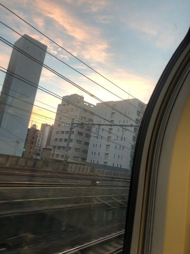 6:40頃。大宮あたり。だいぶ明るくなりました