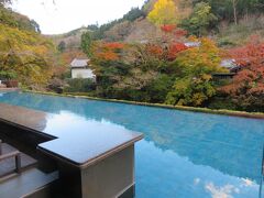 ベーカリー＆テーブル 東府や 足湯カフェ