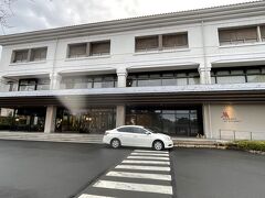 ランチを堪能したら、本日のお宿の伊豆マリオットホテル修善寺に到着。