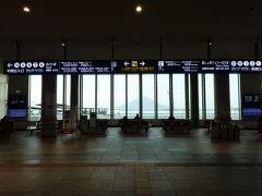 広島港宇品旅客ターミナル

ここからは呉や四国へフェリーが出ています。ふたたび路面電車に乗り、別ルート（広島電鉄1号線）で広島駅に戻りました。

広島港（宇品）停留所→広島駅停留所