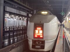 今回の旅の始まりは上野駅。