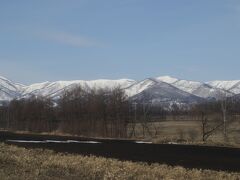 まだまだ雪が残っています