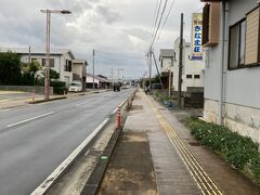 二日間宿泊するのは空港から５分ほどにあるこの宿です。