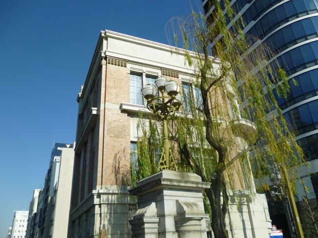 ■ 広小路通り　納屋橋